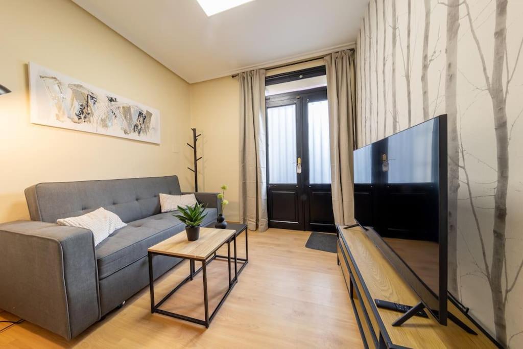 Exclusive & Cozy Apartment In The Center Of Soria Bagian luar foto